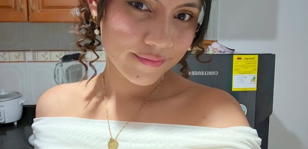 Model - Emily_and_Zac deepthroat