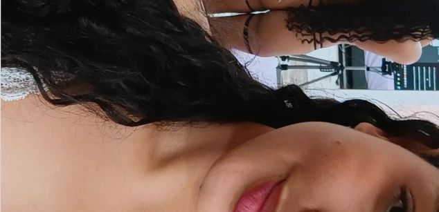 Model - Emma Thompson naked