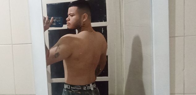 Model - Joel_Salazar pussy