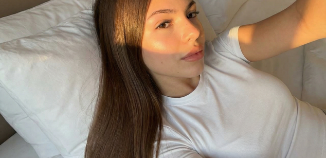 Model - itsmealexxxa feet