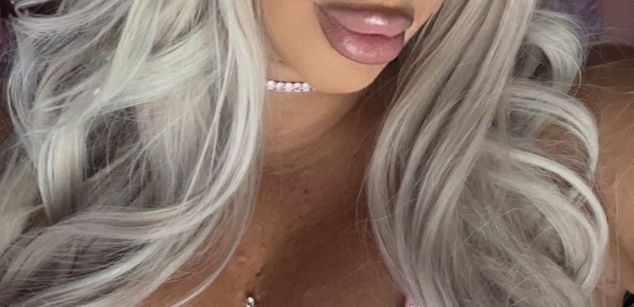 Model - TanyaMonroe bigboobs