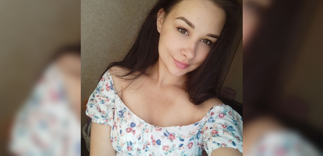 Model - Your dream brunette