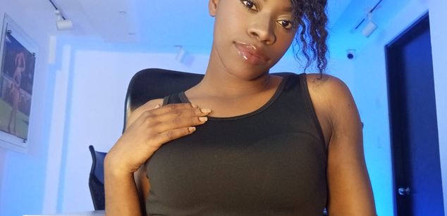 Model - NalaRoux taboo