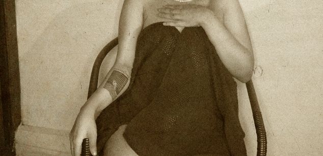 Model - TaraQ lingerie