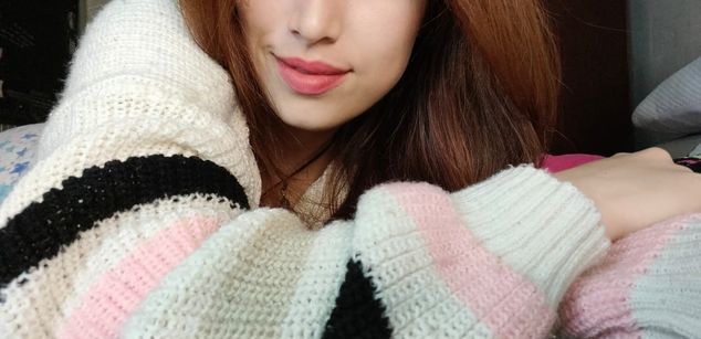 Model - Ckatterine_Ckatt pantyhose