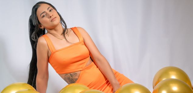 Model - AANBAR latina