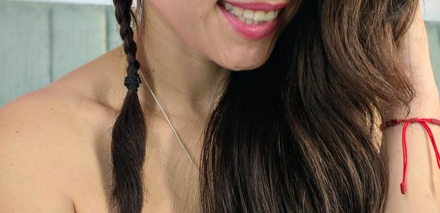 Model - Ckatterine_Ckatt pantyhose