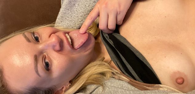 Model - Valerie69 Muschi