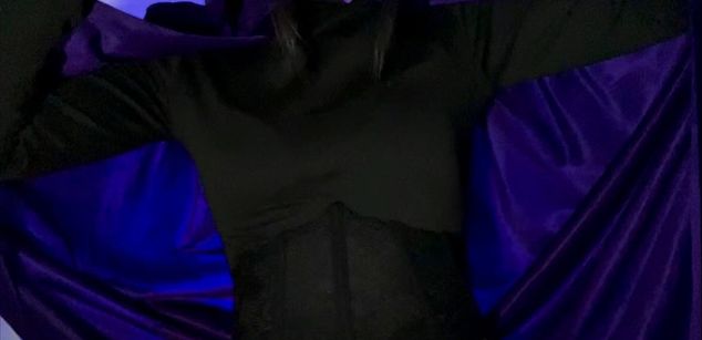 Model - Bad.Dixxxe Dominant