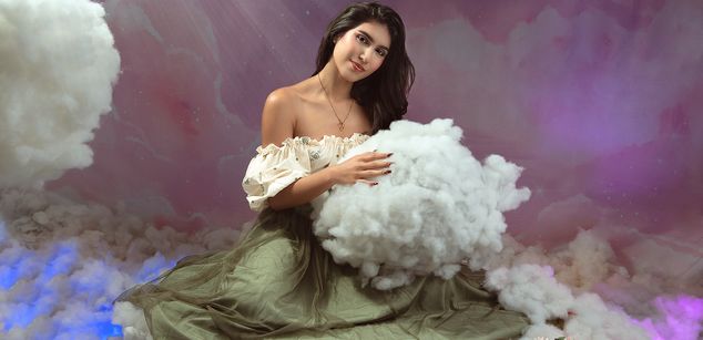 Model - Luciana squirt