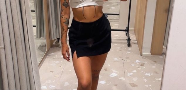 Model - SilvanaOwen WEBCAM