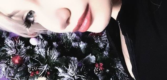 Model - Lina Lirian dirtytalk