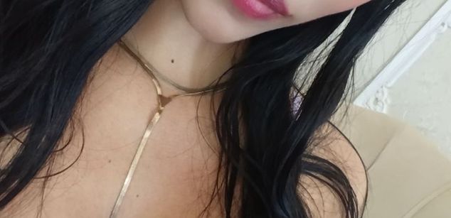 Model - CelesteJoa heels