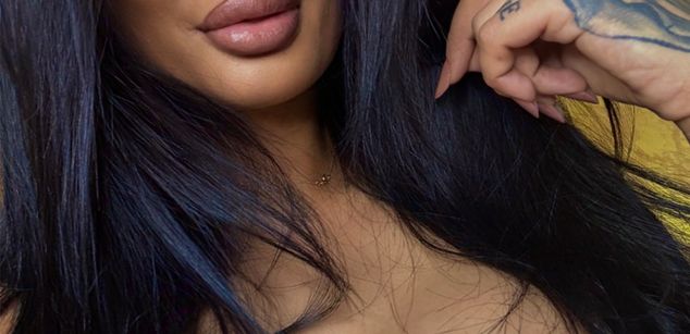 Model - SashaBae teen