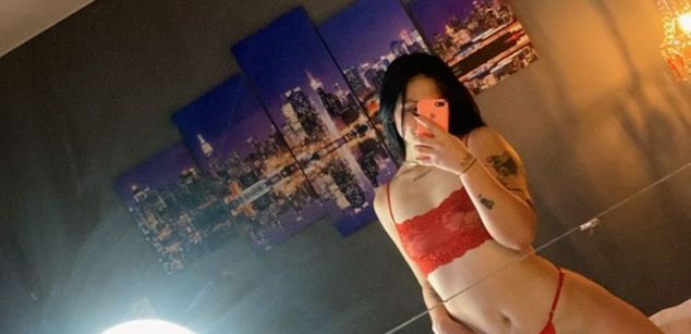 Model - Cata Scott latina