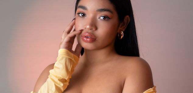 Model - LilyFoxx femdom