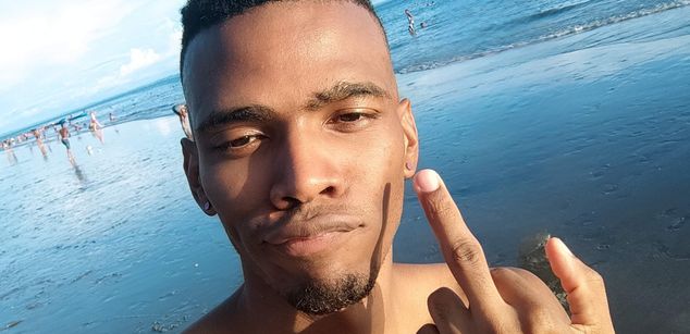 Model - Kiros findom