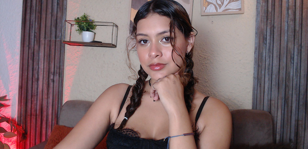 Model - DANI bignipples