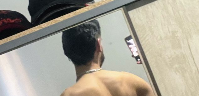 Model - Ryan695 smoke