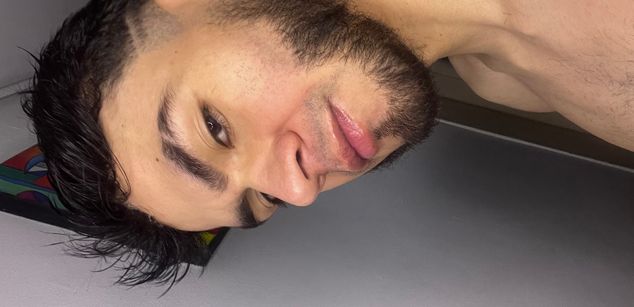 Model - Ryan695 smoke