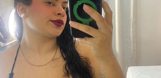 Model - Ambar SM bigboobs