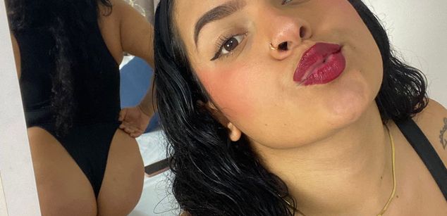 Model - Ambar SM bigboobs