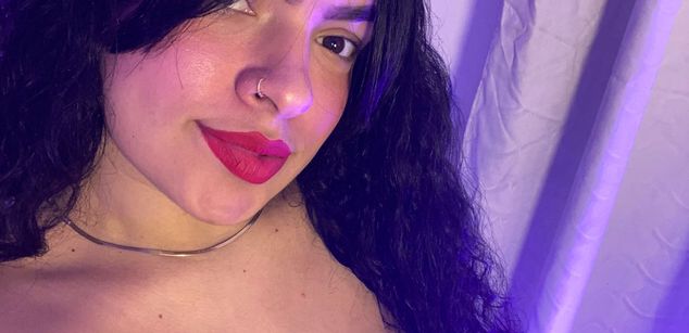 Model - Ambar SM bigboobs