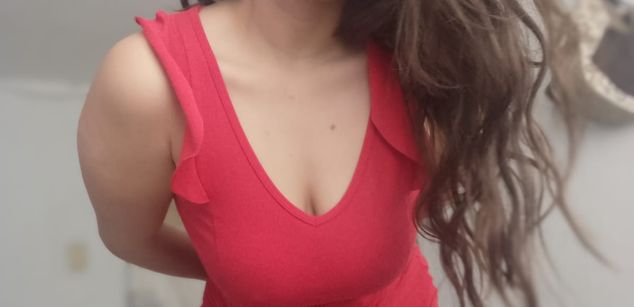 Model - Allison squirt