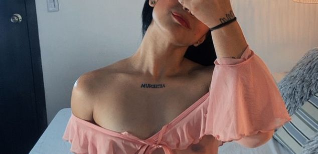 Model - Cata scott humiliation