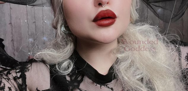 Model - Wounded_Goddess Dominatrix