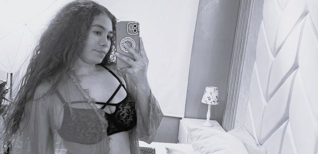 Model - CamilaCastillo squirt