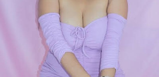 Model - Sienna Bell pussy