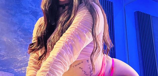 Model - SamanthaSimons girl