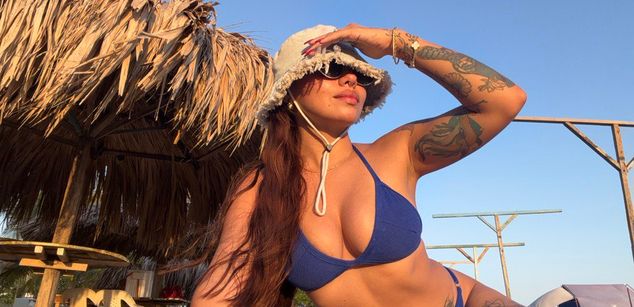 Model - Princess Miley taboo