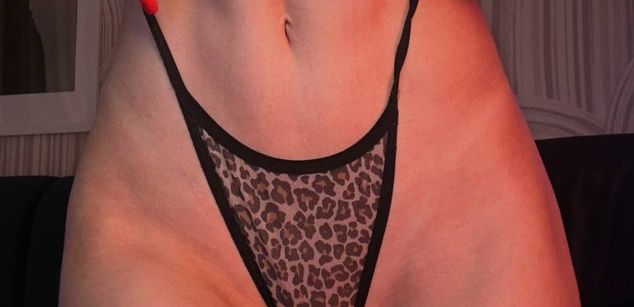 Model - Vivian Evans joi