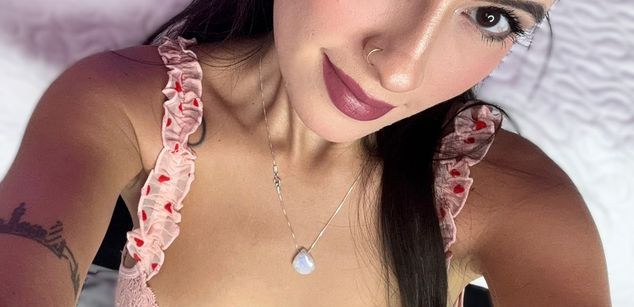 Model - Luna Carter Slave