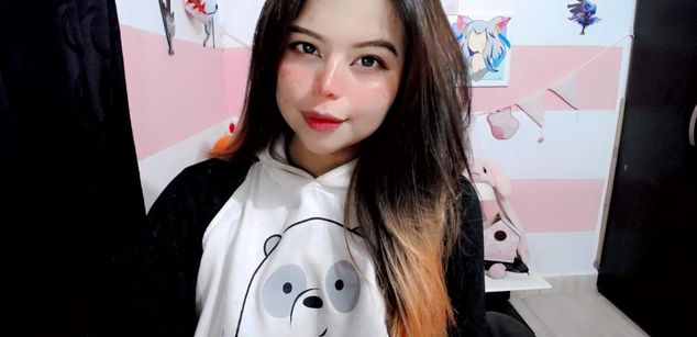 Model - ariakyubi Amateur