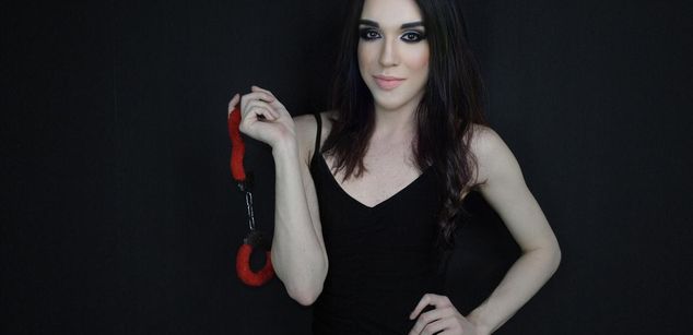 Model - Stripperella bigcock