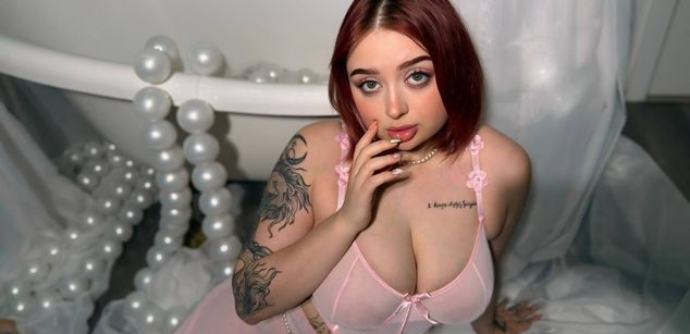 Model - KellyMoors joi