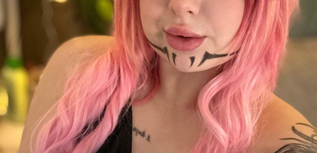 Model - KellyMoors joi