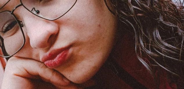 Model - RubyDevineh heels