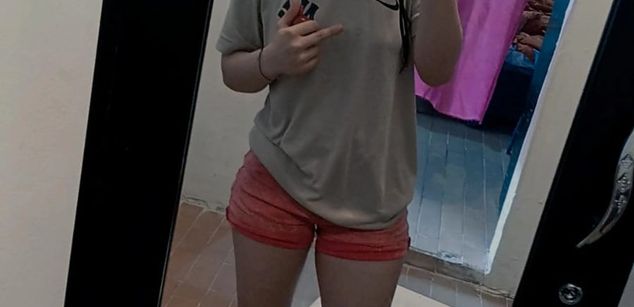 Model - RubyDevineh heels