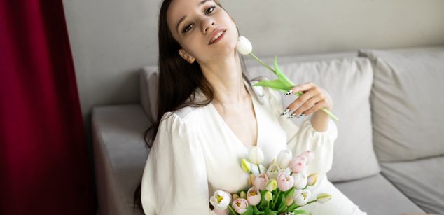 Model - StacyBeauty natural