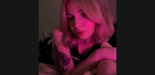 Model - Elza tattoos