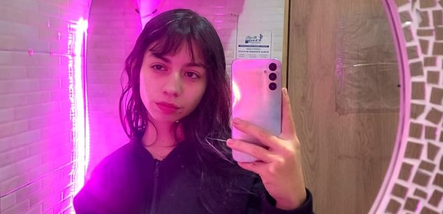 Model - KatherinJohns COLOMBIA