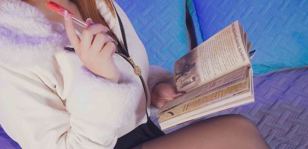 Model - Dani Noir bdsm