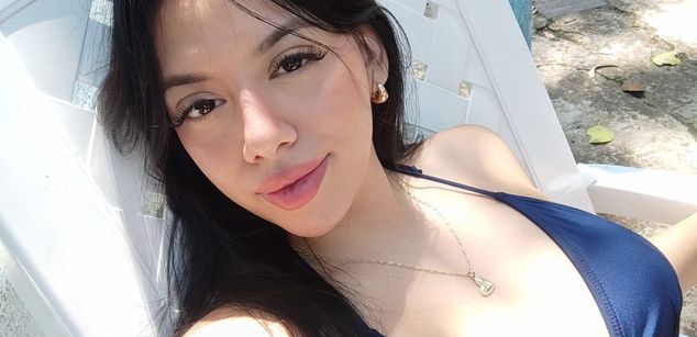 Model - Valentina cuckold