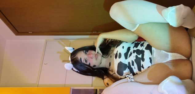 Model - SweetBunnyUwU orgasm