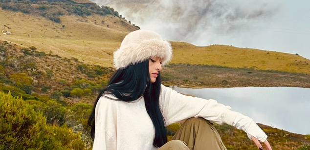 Model - Bella Vixeen squirt