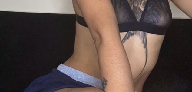 Model - SilvanaOwen WEBCAM